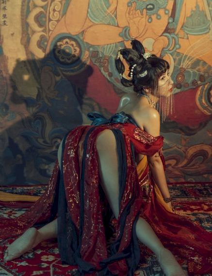 年轻的女教师2免费_BD高清完整版