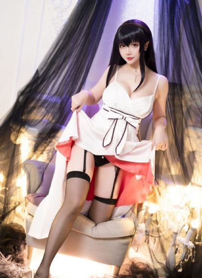 女大学生沙龙服务_BD国语电影在线观看