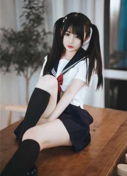 迷人的保姆高清_蓝光免费观看