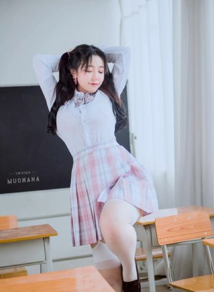 邻家妻子_4K动漫在线观看