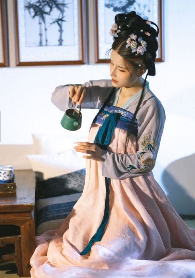 笔仙撞碟仙恐怖片完整版_在线电影免费观看