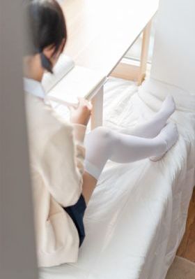 《年轻女教师3》_BD英语免费在线播放