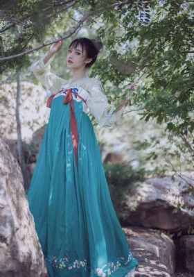 免费看电影未满十八周岁_剧情片在线观看高清